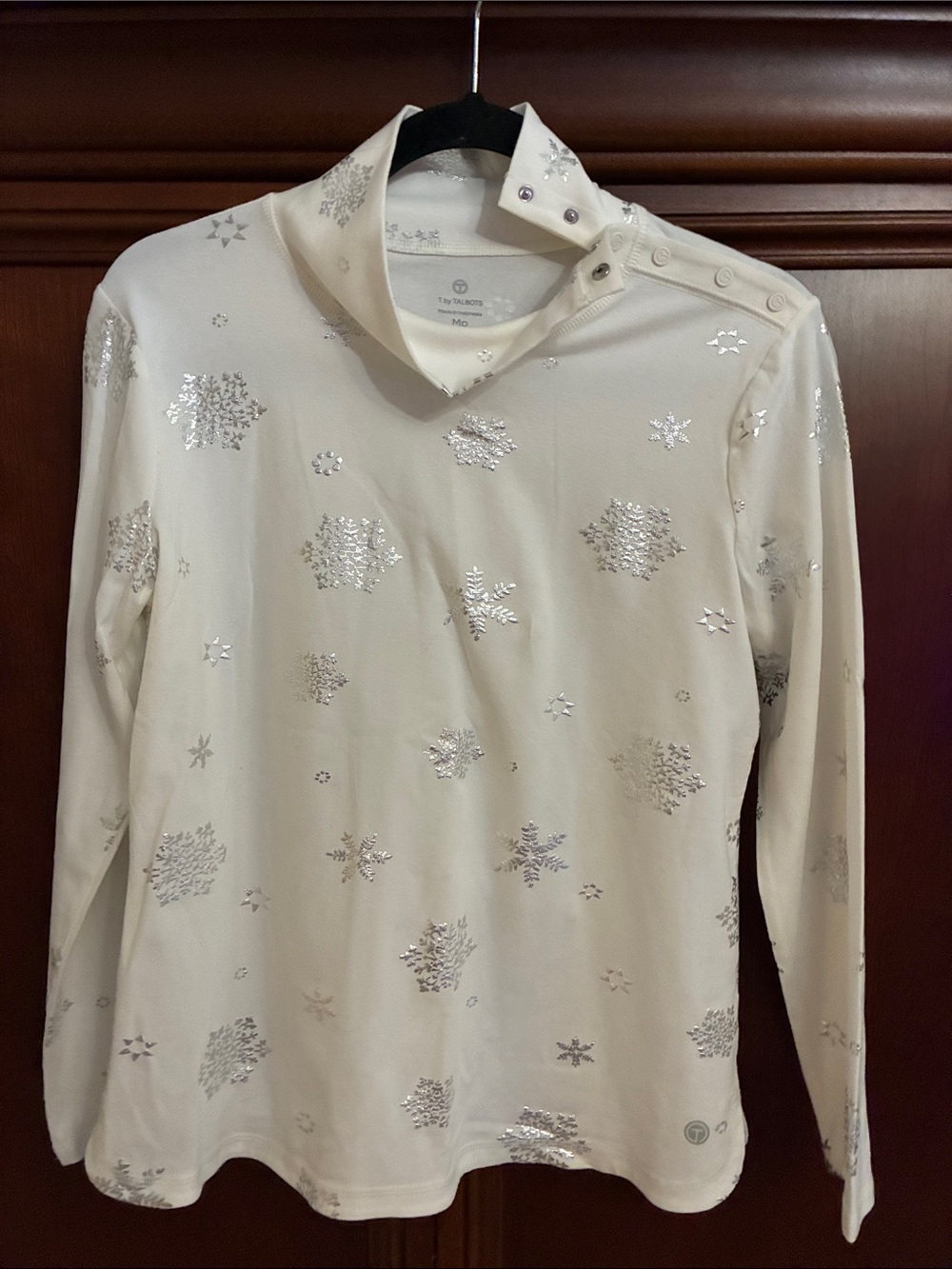 Talbots White Metallic Snowflake Long-Sleeve Top